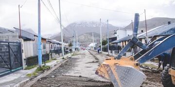 Ushuaia: construyen cordones cuneta y desagües pluviales en el barrio de Gendarmería