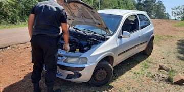 Apareció en Mártires un vehículo con pedido de secuestro riojano.