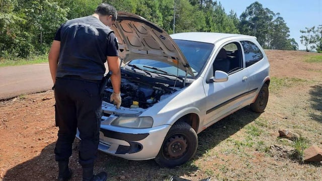 Apareció en Mártires un vehículo con pedido de secuestro riojano.