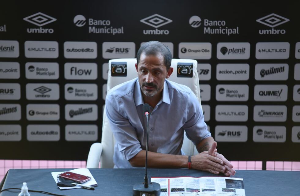 Peratta ratificó la continuidad de Kudelka en Newell’s