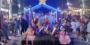 El público acompañó masivamente el tramo final de la agenda navideña, en una jornada marcada por la emoción y el disfrute familiar.