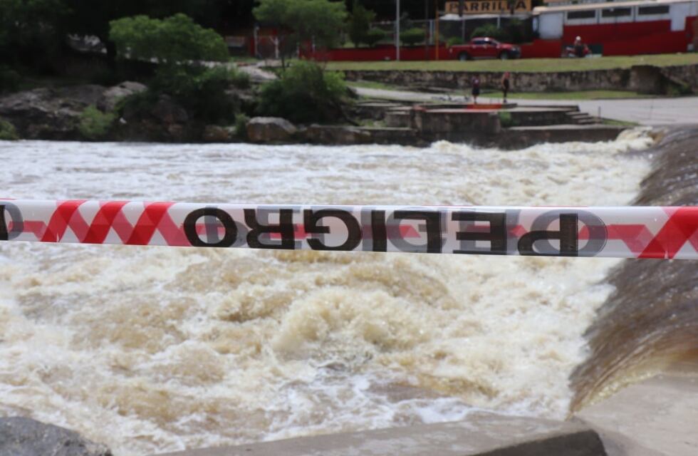 Una nueva creciente ingresó esta sábado al río San Antonio