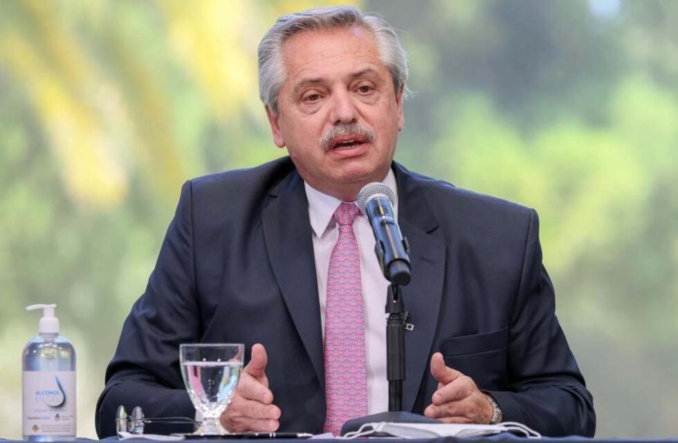 Alberto Fernández felicitó a Pedro Castillo aunque aún no terminó el recuento oficial de votos y se quejaron en Perú