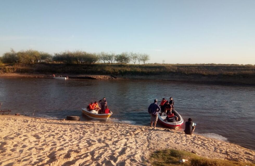 Murieron dos niños que habían desaparecido mientras estaban en el río Salado