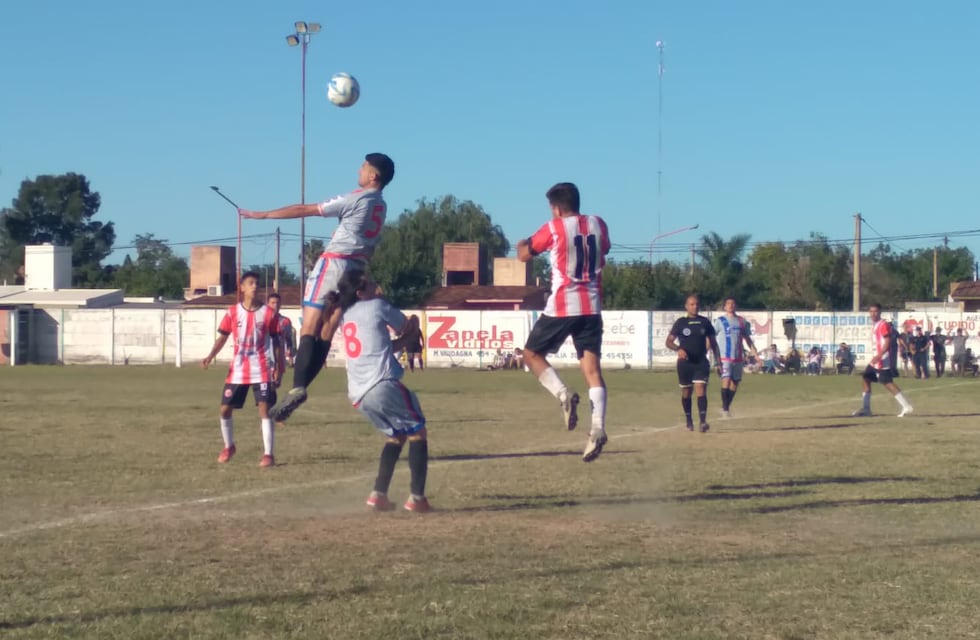 El Sportivo 24 debutó como local en el Torneo de la Liga Regional con un triunfazo ante Rivadavia