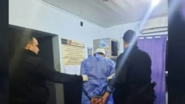 Insólito: se desconocieron, se agredieron y continuaron la gresca en el hospital.