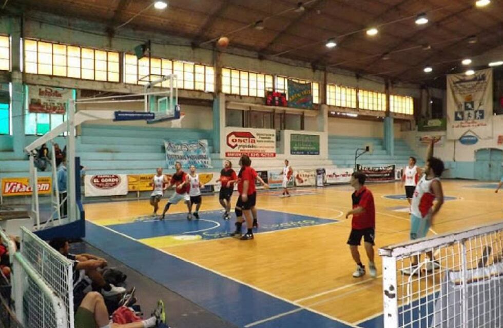 Concordia: entraron a robar a una práctica de básquet y fueron atrapados por los deportistas