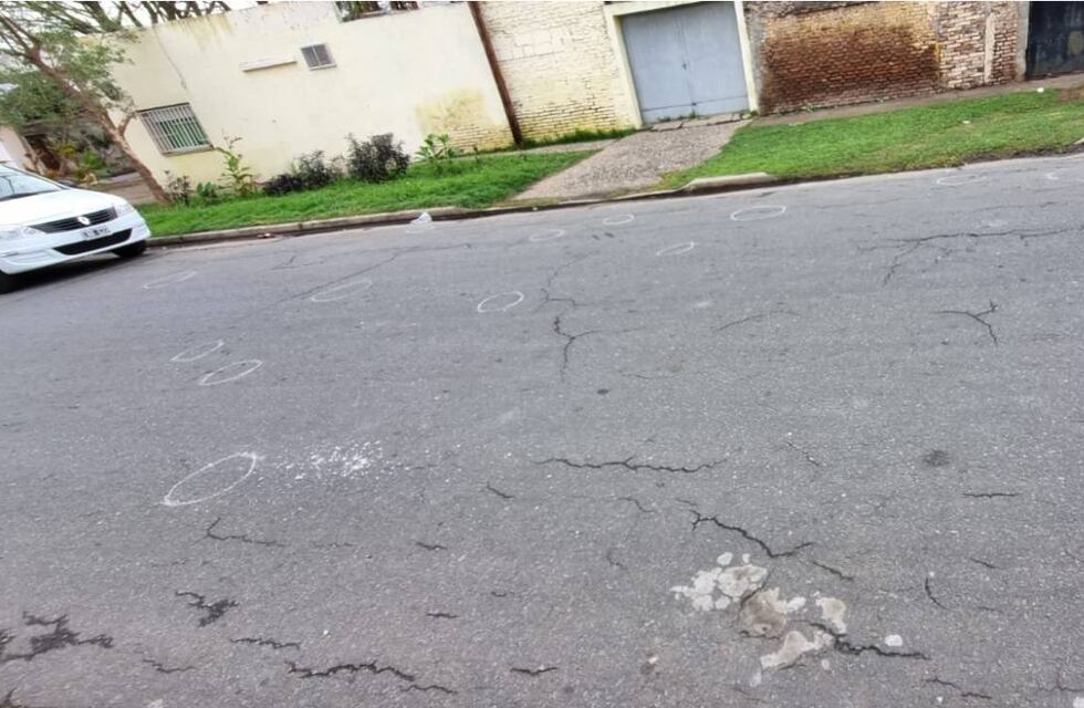 Tenía 69 años, estaba en la puerta de su casa de Rosario y murió por una balacera