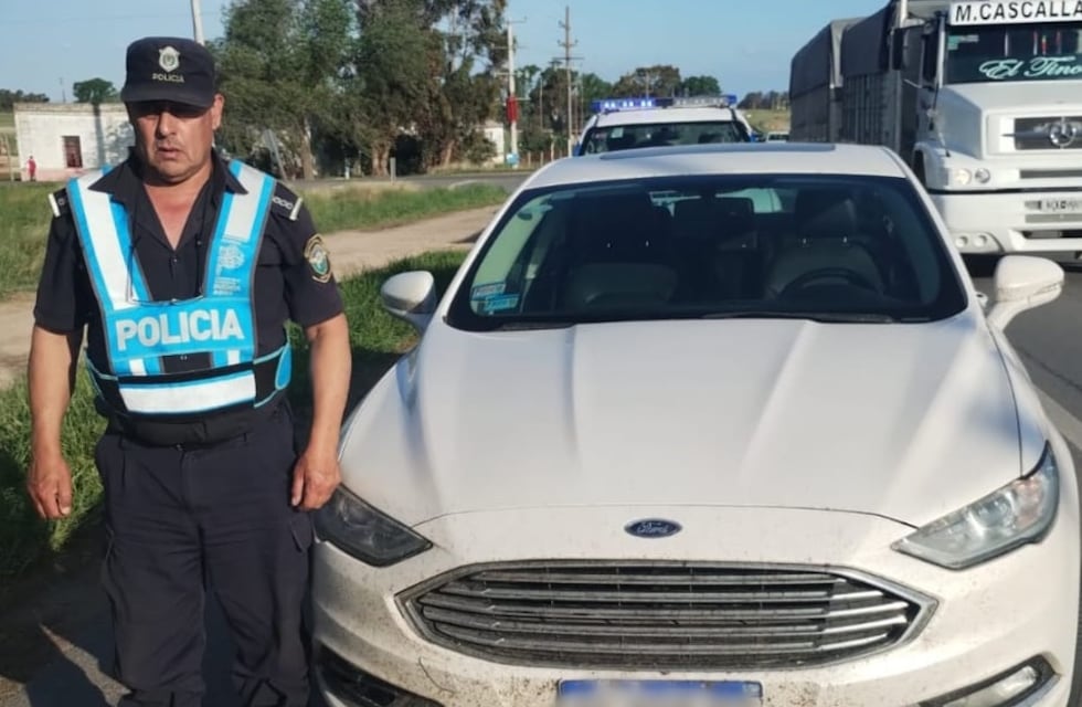 Un hombre que era buscado en Viedma fue reconocido en un control de tránsito en la Ruta 228