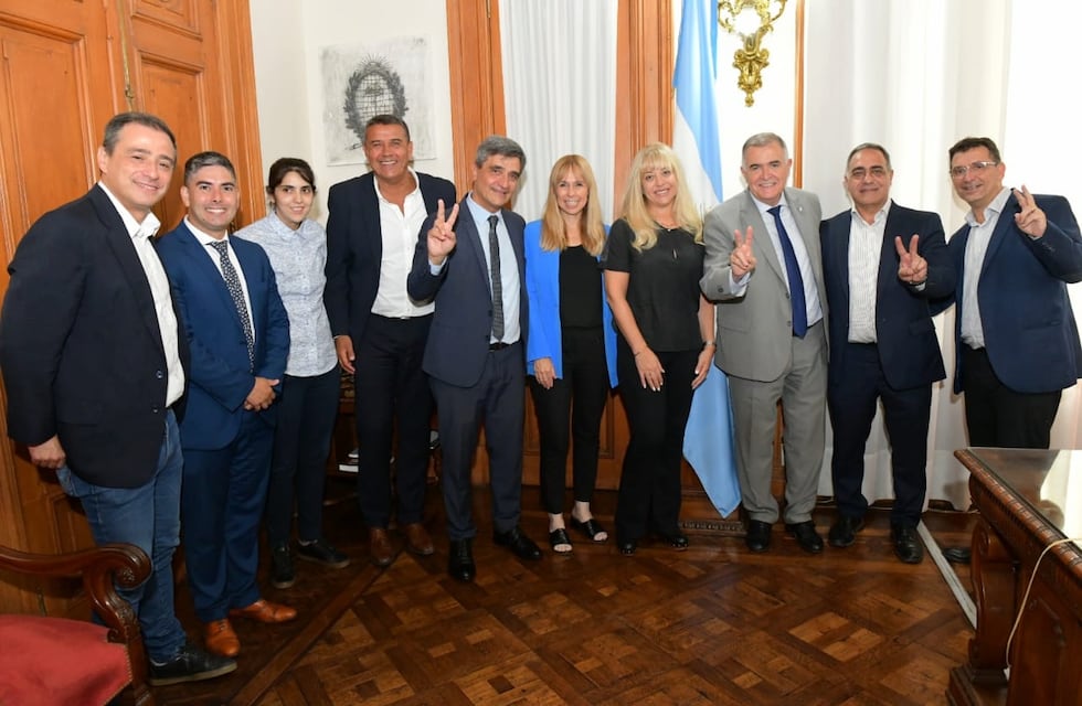 Jaldo se reunió con dirigentes de San Miguel de Tucumán