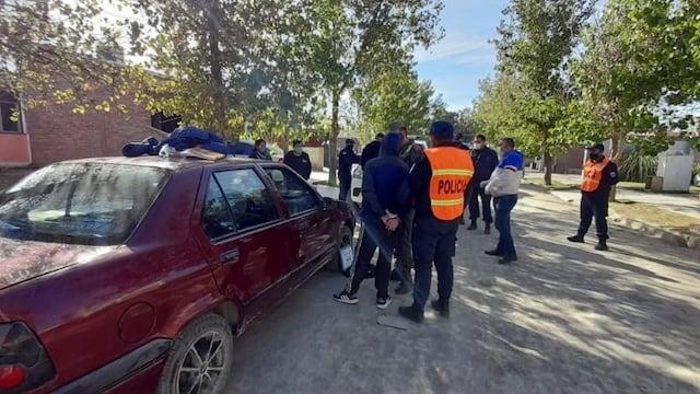 Corrían picadas en un barrio de Jáchal y terminaron detenidos.
