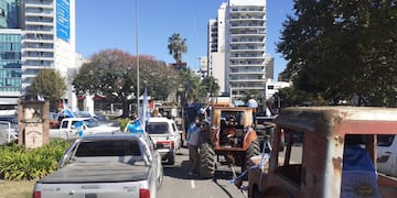 Tractorazo en Rosario contra las políticas del Gobierno nacional