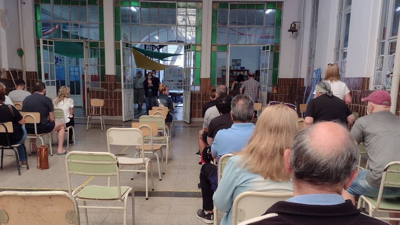 Imagen ilustrativa de una fila para las Elecciones.