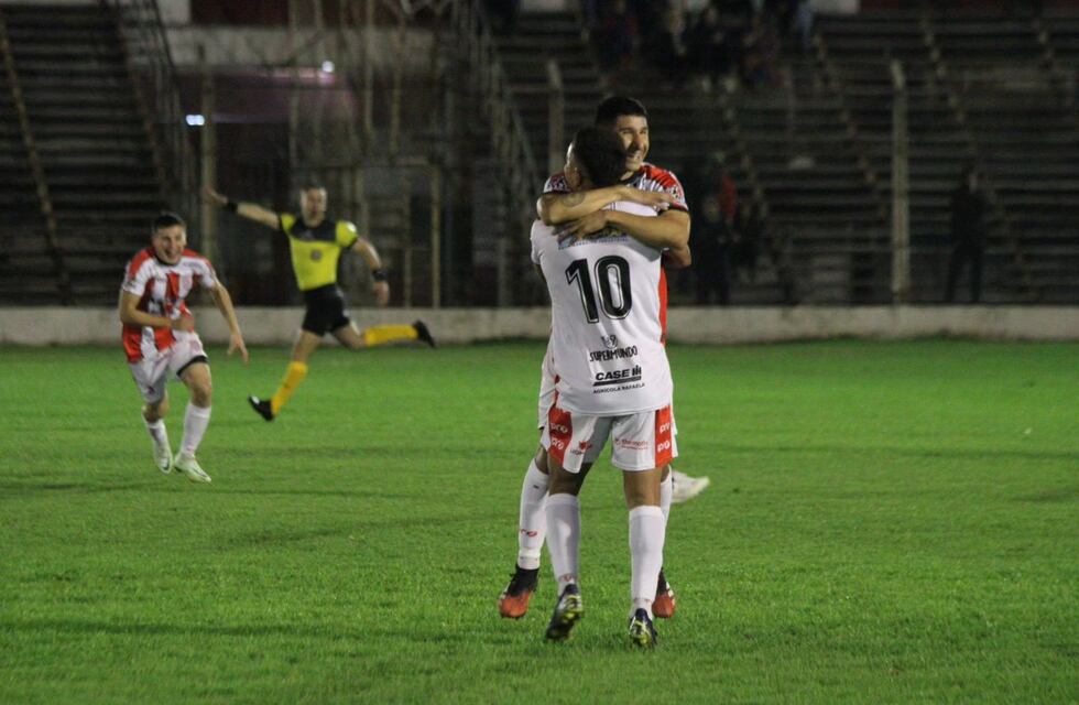 Injusto empate del “9″ en su casa