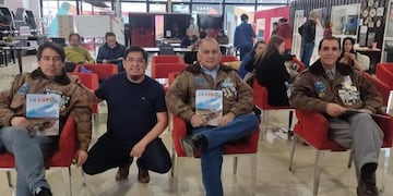La municipalidad participó de la presentación de la edición especial de la revista “La Lupa-Malvinas”