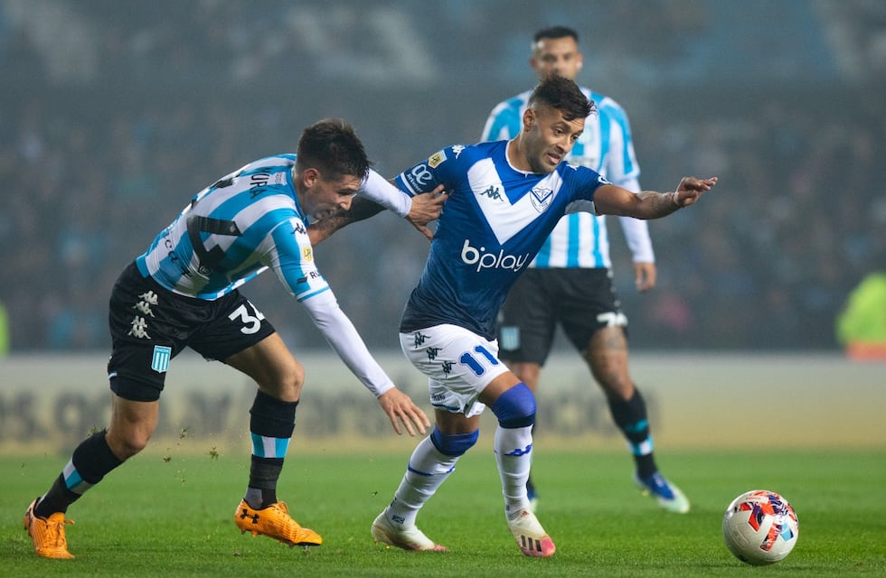 Tras el fallecimiento de Hernán Manrique, se suspendió el partido entre Racing y Vélez