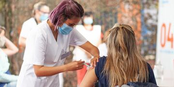 El Gobierno ya aplicó más de 500 dosis en toda la provincia.