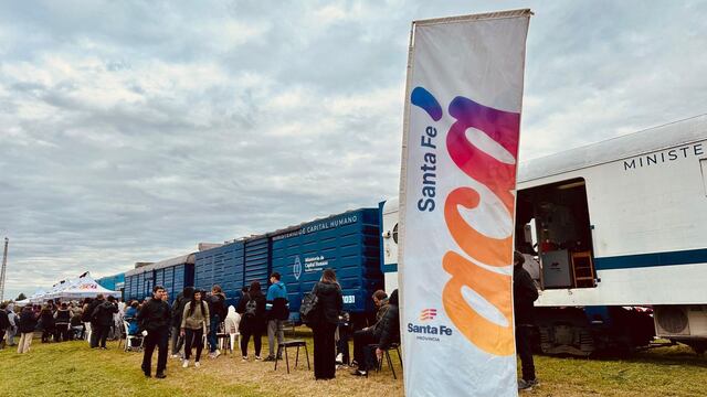 El tren tiene servicios de la Provincia y de la Nación