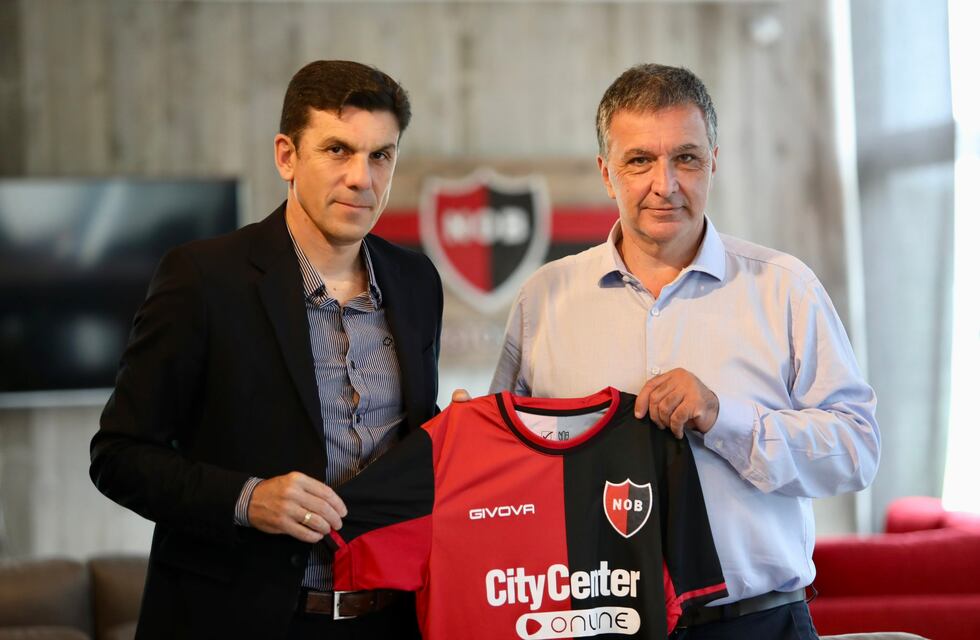 Newell’s presenta a Mauricio Larriera: “Va a dar tranquilidad y sabe lo que quiere”