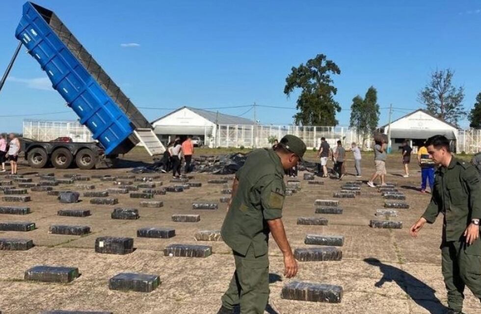 Gendarmería incautó en Corrientes más de 9 toneladas de marihuana que provenía de Misiones