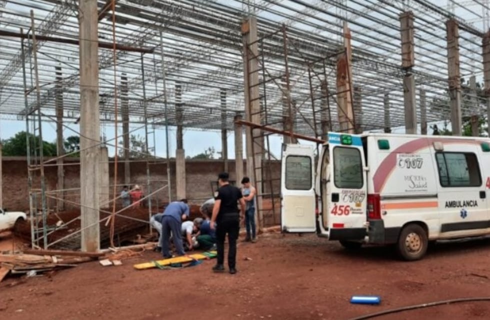 Oberá: accidente laboral dejó a un obrero de la construcción hospitalizado