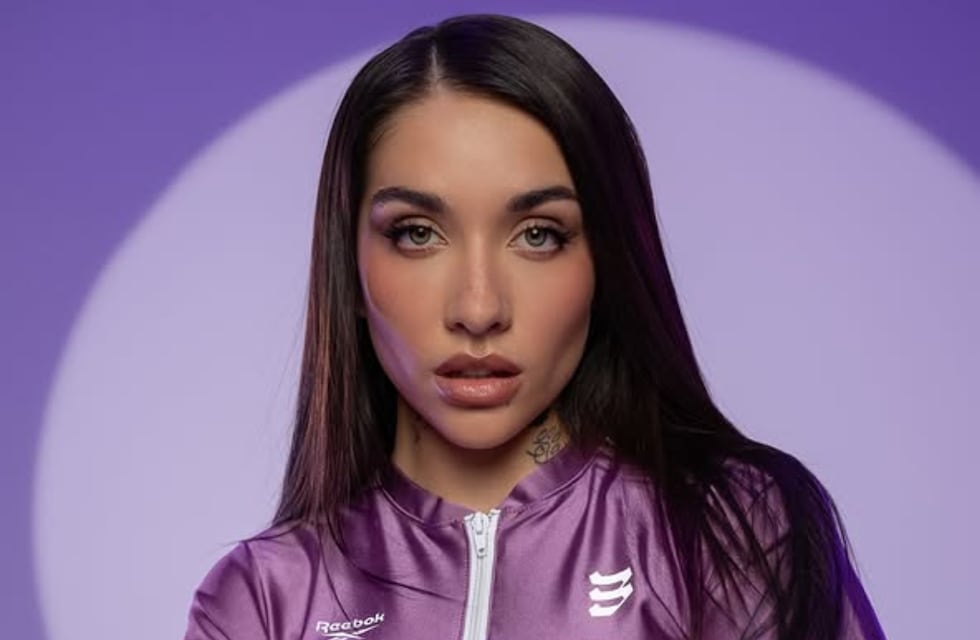 María Becerra lanzó su merch oficial en colaboración con Reebok: cuáles son los productos, precios y dónde comprar
