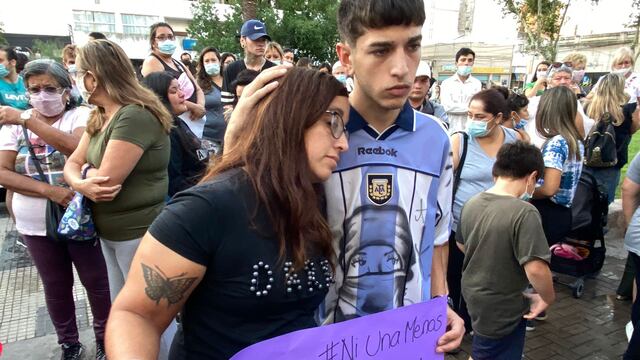 Amigos y familiares de la joven piden justicia.