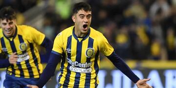 Juan Gabriel Rodríguez viene de jugar en Rosario Central y se suma a Talleres como segundo refuerzo. (Télam / Archivo)