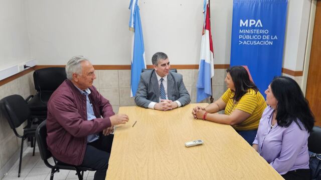Carlos María Vottero, mantuvo una reunión de trabajo con la presidenta comunal de Josefina, Jorgelina Sicardi.