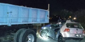 El hijo de la víctima se encuentra internado en grave estado.