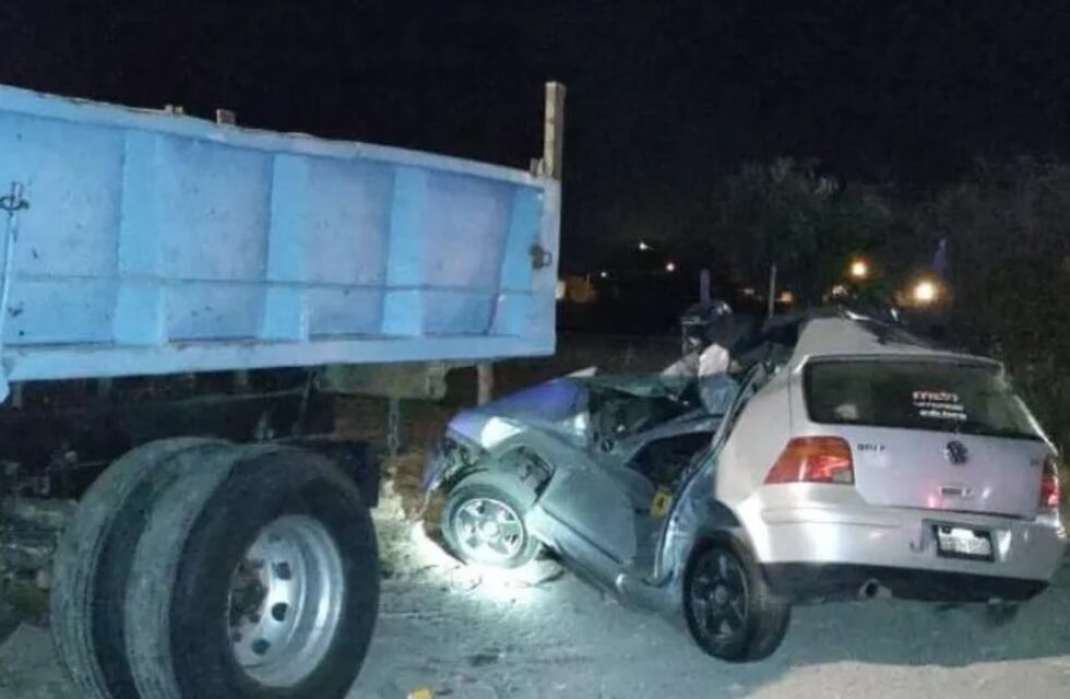 Trágico accidente en San Juan: un hombre falleció y su hijo se encuentra grave