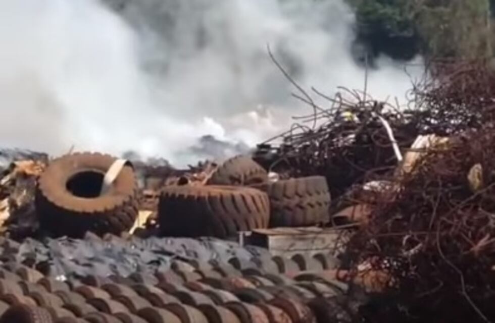 Incendio en el Parque Industrial de Puerto Rico casi causa una tragedia