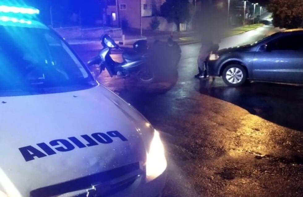 Una joven motociclista terminó lesionada tras accidente en Oberá