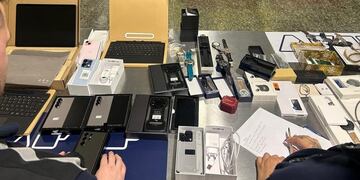 Mercadería incautada a un pasajero que llegó a Córdoba desde Chile.