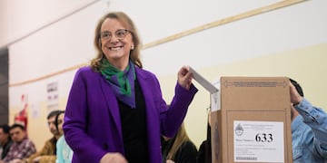 Alicia Kirchner votó en Santa Cruz.