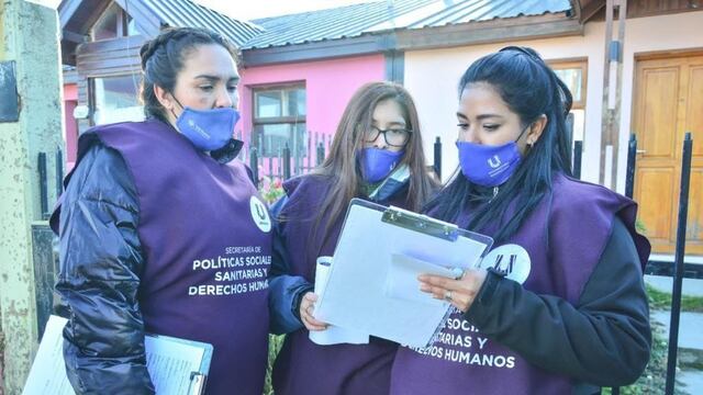 Personal municipal recorrió el Barrio Río Pipo promocionando el programa de deportes.