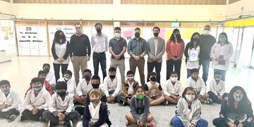 Proyecto educativo ambiental “Una invasora silenciosa: Las Ostras”