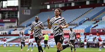 Edinson Cavani, feliz y goleador en Manchester.