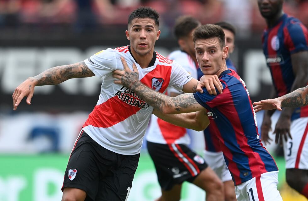 River ganó 1-0 a San Lorenzo en el Nuevo Gasómetro y se puso a la cabeza de la tabla en la Zona A