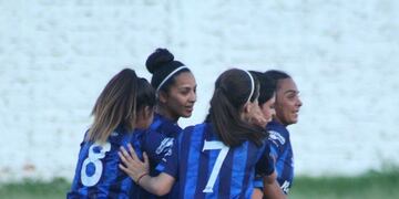Futbol femenino campeón.