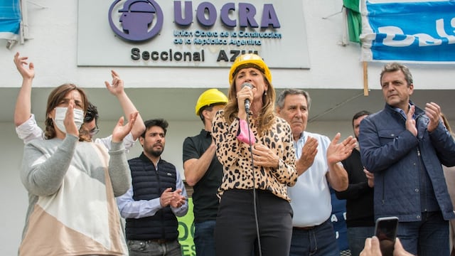 Massa y Tolosa Paz en Azul