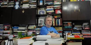 Despedida de políticos, escritores y músicos a Mauricio Maronna