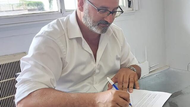 Por los problemas en el suministro de agua potable en esas dos ciudades