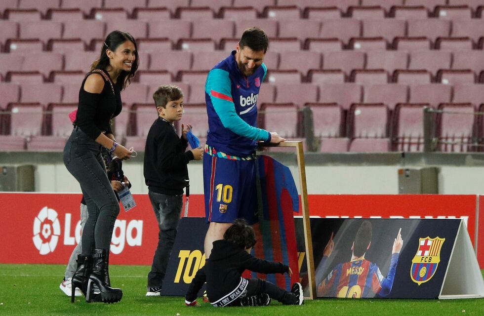 Lionel Messi celebró nuevo récord con Antonela Roccuzzo y sus hijos en cancha