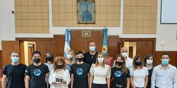 Fueron recibidos por los miembros de la Comisión de Labor Deliberativa.