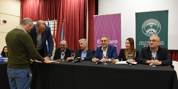 Licitación del Camino Público N° 6