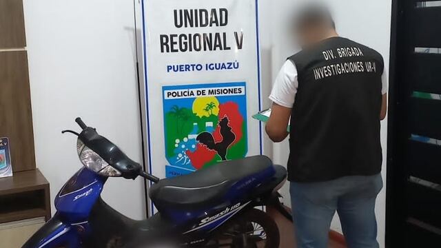Recuperan una motocicleta robada en Puerto Iguazú.