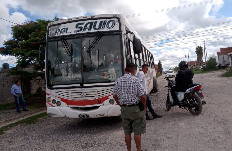 Usuarios de Palpalá denuncian malas condiciones del transporte urbano