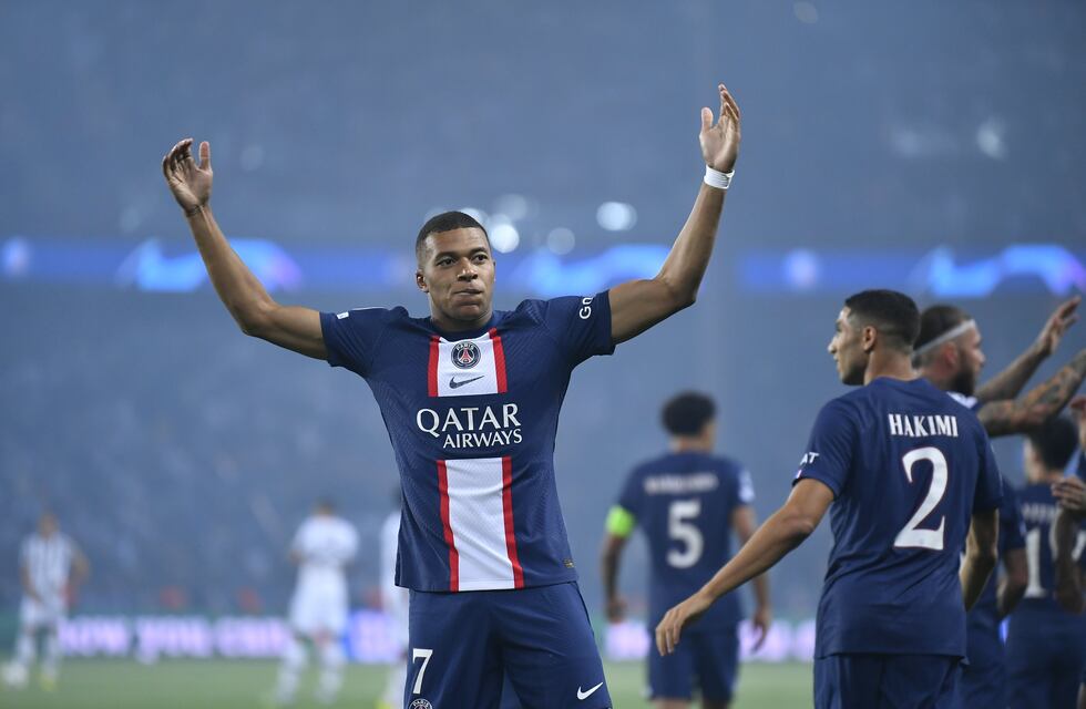 Los dos golazos de Kylian Mbappé para que el PSG le gane a la Juventus