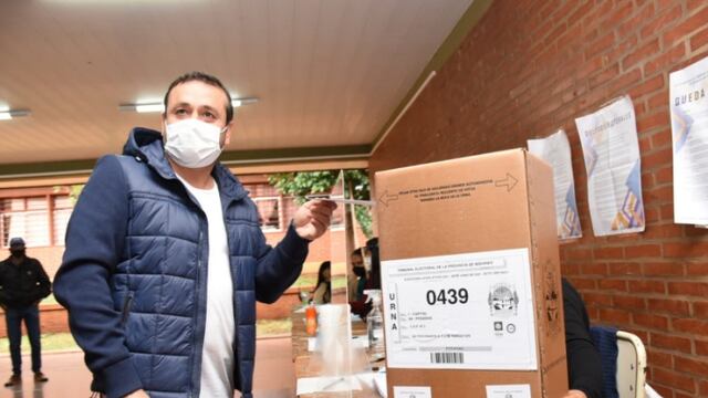 El Gobernador de la provincia de Misiones, Oscar Herrera Ahuad, expresó que “Tenemos un día de tranquilidad, de cuidado y de decisiones”